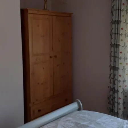 Clondulane Homestay